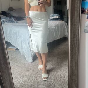 New PacSun Skirt in Bone